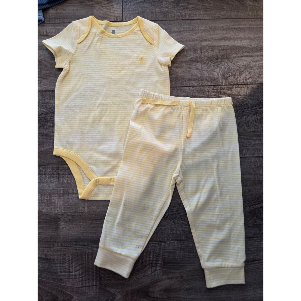 Baby gap outfit set 12-18 mos‎